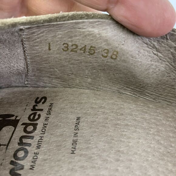 Wonders Leather Pump Slip On Brown Tan Suede Round Toe Block Heel Womens 38 7.5 - Picture 9 of 16